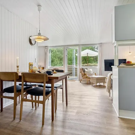 Beautiful In Romo With Kitchen *